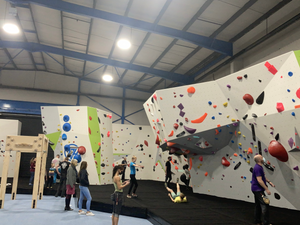 Introduction to Indoor Bouldering - 1 Session
